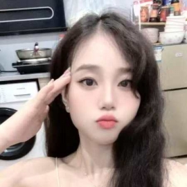 普拉提健身小妹